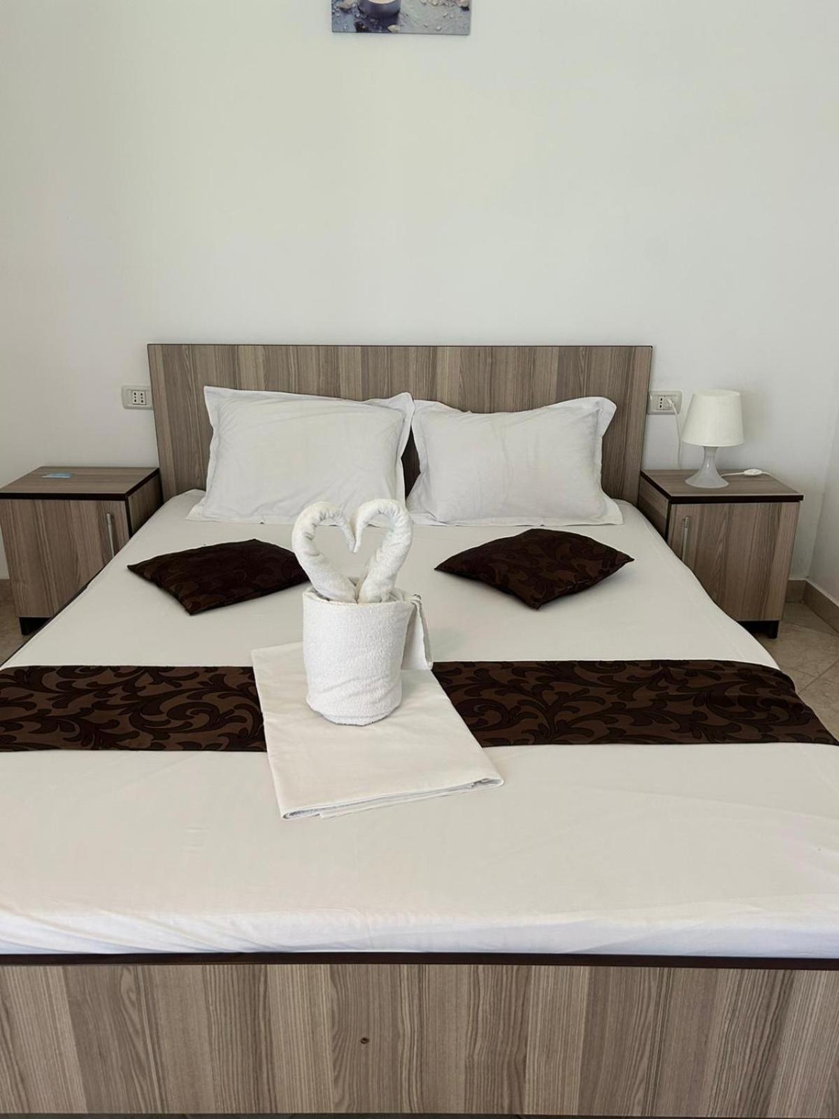 Marcos Hotel Costinesti Bagian luar foto